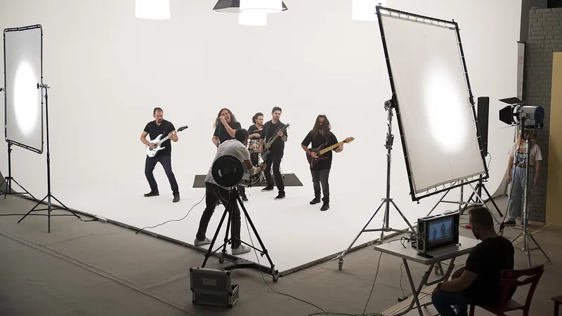 Whitebox - Kreamark Studio 21
